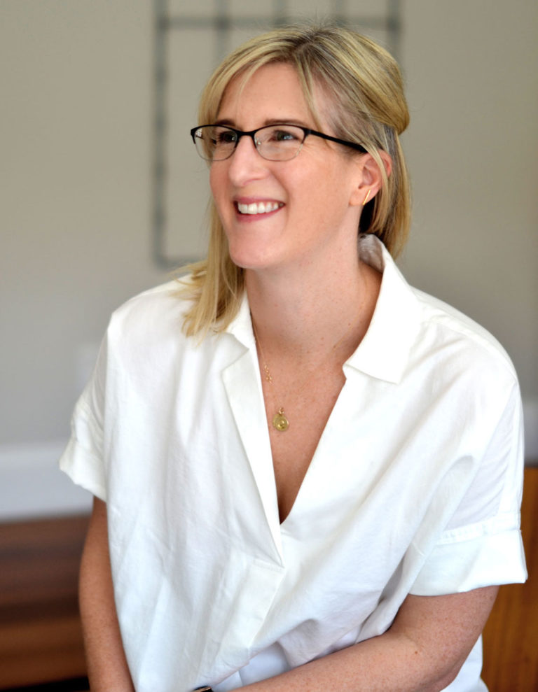 Best Glasses for Narrow Faces